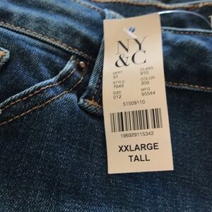 NY&C Mid Rise skinny jeans. Size XXL Long